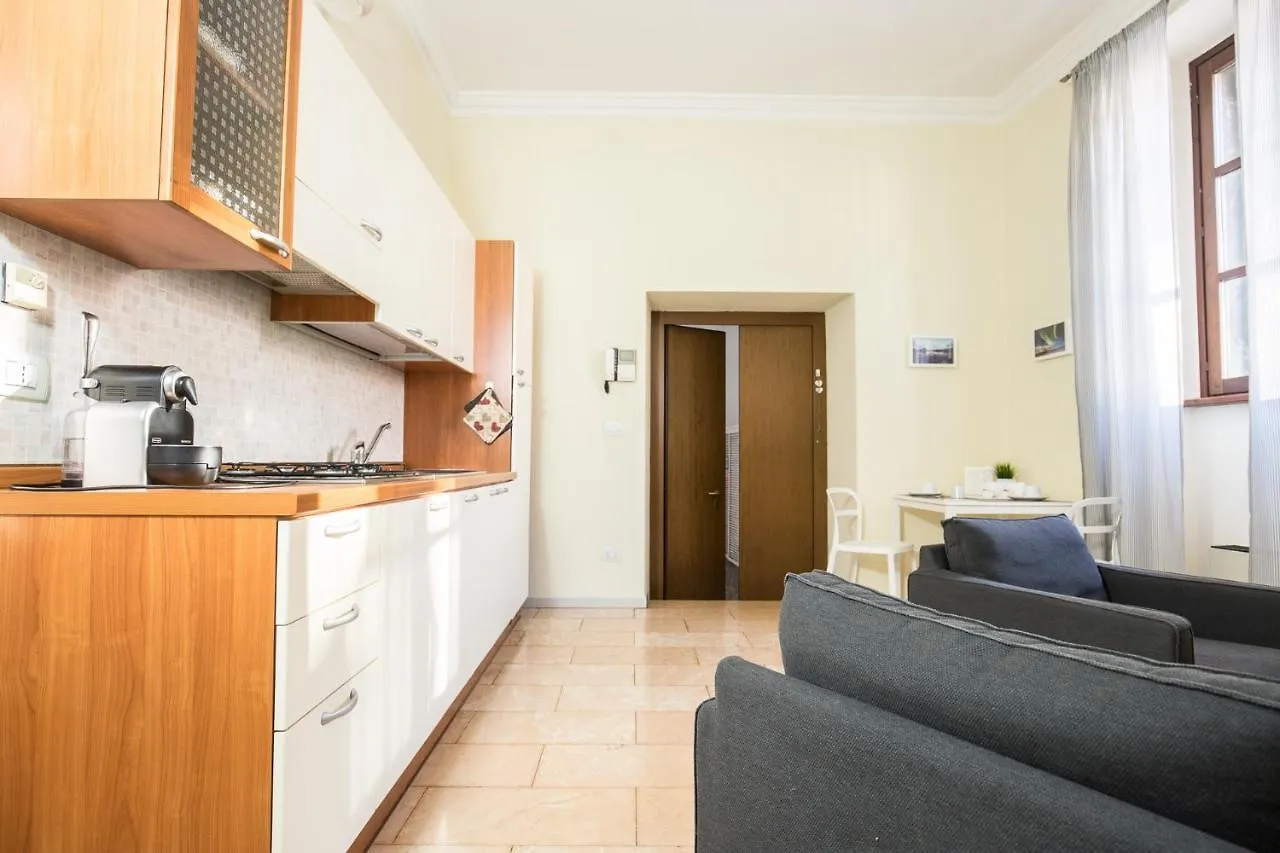Antiche Colonne Apartment Verona